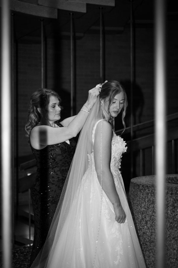 Alyssa and Eric's wedding day: Gifts, First Looks & A Whole Lot of Happy Tears