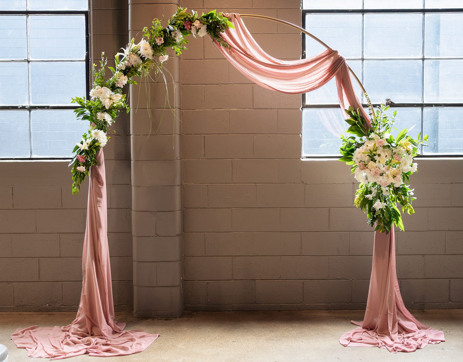 The ceremony arch at Liter House